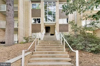 8000 Chanute Place #15, Falls Church, VA 22042 - Photo 1