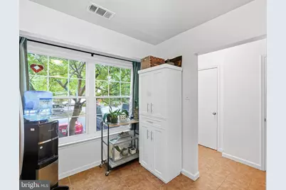 6917 Chiswick Lane, Alexandria, VA 22310 - Photo 7