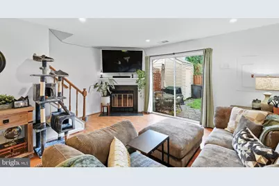 6917 Chiswick Lane, Alexandria, VA 22310 - Photo 13