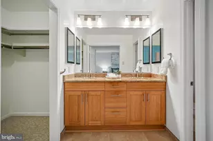 11410 Orchard Green Ct, Reston, VA 20190 - Photo 21