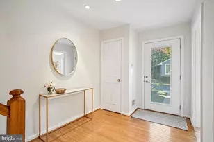11410 Orchard Green Ct, Reston, VA 20190 - Photo 3