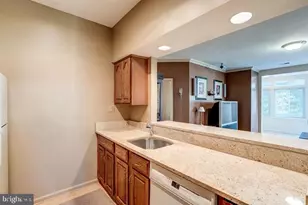 12232 Fort Buffalo Cir, Fairfax, VA 22033 - Photo 19