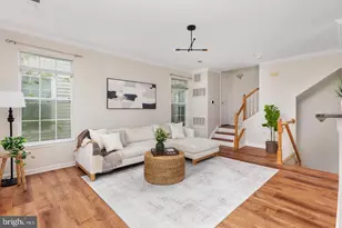 13151 Marcey Creek Rd, Herndon, VA 20171 - Photo 3
