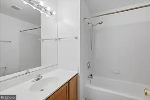 5734 Lakeside Oak Ln, Burke, VA 22015 - Photo 27