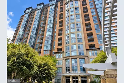 8220 Crestwood Heights Drive #1608, McLean, VA 22102 - Photo 3