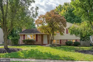 14717 Lock Dr, Centreville, VA 20120 - Photo 1