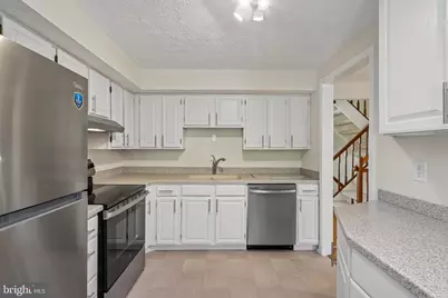 10304 Granite Creek Lane, Oakton, VA 22124 - Photo 23