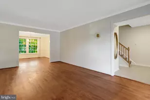 7077 Leestone St, Springfield, VA 22151 - Photo 5
