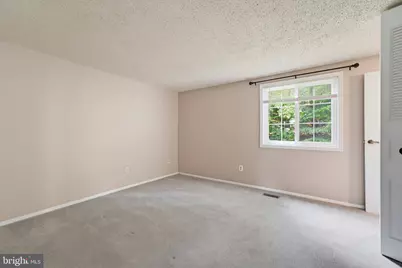 5906 Oak Leather Drive, Burke, VA 22015 - Photo 17