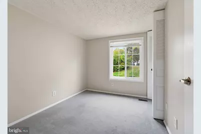 5906 Oak Leather Drive, Burke, VA 22015 - Photo 15