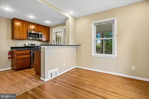 5828 Edgehill Dr, Alexandria, VA 22303 - Photo 7