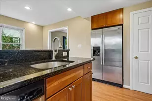 5828 Edgehill Dr, Alexandria, VA 22303 - Photo 11