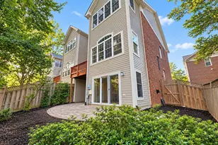 10013 Blake Ln, Oakton, VA 22124 - Photo 53