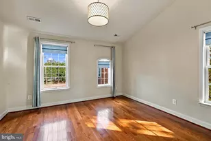 10013 Blake Ln, Oakton, VA 22124 - Photo 29