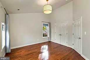 10013 Blake Ln, Oakton, VA 22124 - Photo 31
