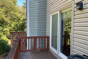 8224 Maple Ridge Ave, Springfield, VA 22153 - Photo 15