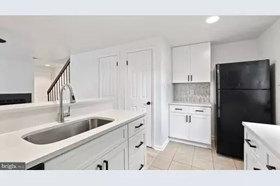 [Address not provided], Alexandria, VA 22309 - Photo 3