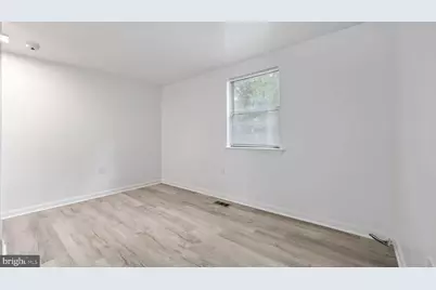 [Address not provided], Alexandria, VA 22309 - Photo 13