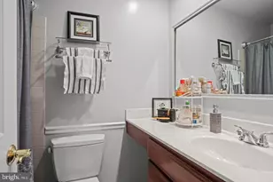 7813 New London Dr, Springfield, VA 22153 - Photo 25