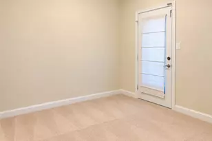 2824 Laura Gae Cir, Vienna, VA 22180 - Photo 13