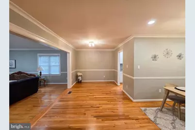 6127 Capella Avenue, Burke, VA 22015 - Photo 9