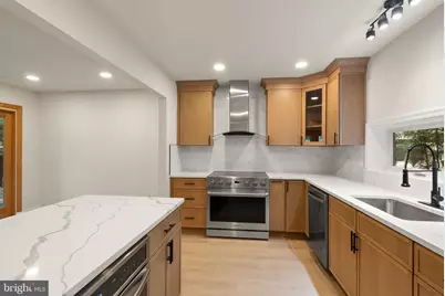 11404 Links Drive, Reston, VA 20190 - Photo 11
