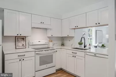 1609 Fieldthorn Drive, Reston, VA 20194 - Photo 17