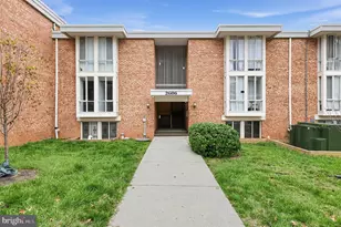2606 Indian Dr, Alexandria, VA 22303 - Photo 1