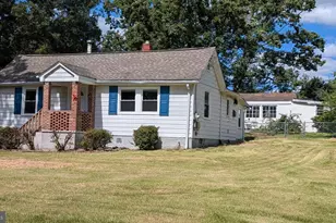 7104 Judith Ave, Alexandria, VA 22315 - Photo 3