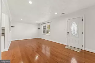 7921 Timarand Ct, Lorton, VA 22079 - Photo 5