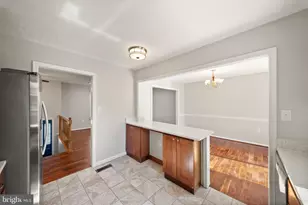 14719 Jarnigan St, Centreville, VA 20120 - Photo 11