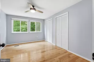 5852 Rock Forest Ct, Centreville, VA 20121 - Photo 21