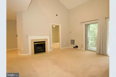 11315 Westbrook Mill Lane #303, Fairfax, VA 22030 - Photo 5
