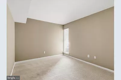 5804 Royal Ridge Drive #D, Springfield, VA 22152 - Photo 19