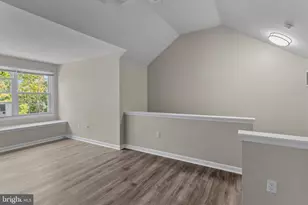 7835 Gum Springs Village Dr, Alexandria, VA 22306 - Photo 23