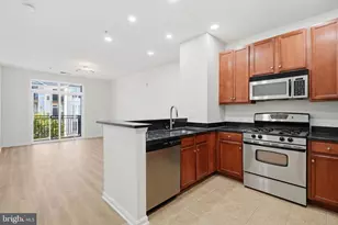 2655 Prosperity Ave, Fairfax, VA 22031 - Photo 1
