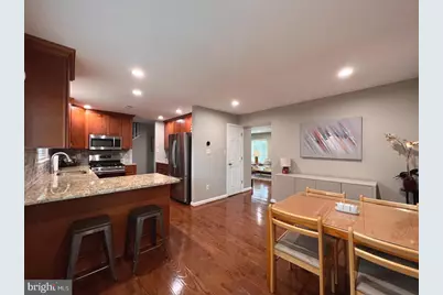 1514 Roundleaf Court, Reston, VA 20190 - Photo 5