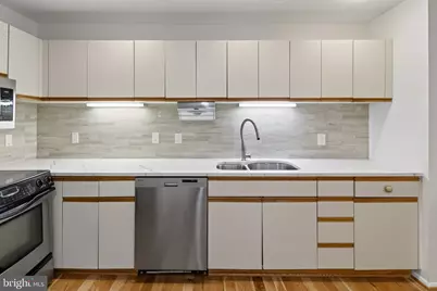1987 Lakeport Way, Reston, VA 20191 - Photo 5