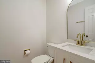 8225 Stacey Rd, Alexandria, VA 22308 - Photo 31