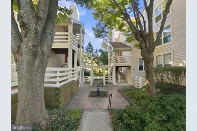 6614 Jupiter Hills Circle #E, Alexandria, VA 22312 - Photo 9
