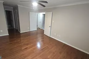 7106 Lake Cove Dr, Alexandria, VA 22315 - Photo 19