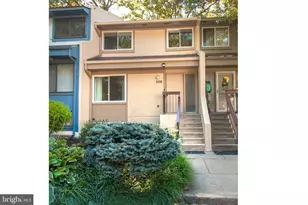 2218 White Cornus Ln, Reston, VA 20191 - Photo 1