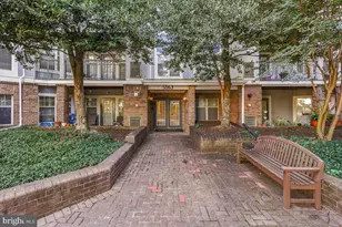 5563 Seminary Rd, Falls Church, VA 22041 - Photo 1