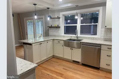 2300 Division Avenue, Falls Church, VA 22043 - Photo 5