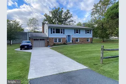 2300 Division Avenue, Falls Church, VA 22043 - Photo 1