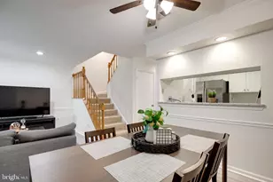 14366 Havener House Ct, Centreville, VA 20120 - Photo 7