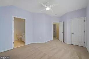 2469 Cypress Green Ln, Herndon, VA 20171 - Photo 41