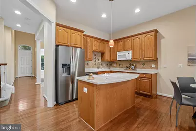 2469 Cypress Green Lane, Herndon, VA 20171 - Photo 13