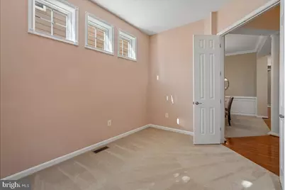 2469 Cypress Green Lane, Herndon, VA 20171 - Photo 9