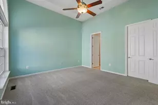 2469 Cypress Green Ln, Herndon, VA 20171 - Photo 25